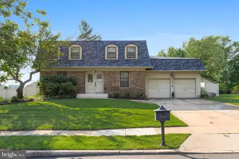 1614 Prince Dr, Cherry Hill, NJ 08003