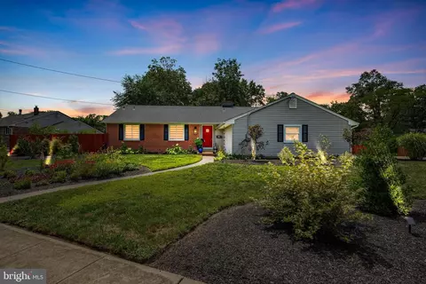 1300 Beaverbrook Dr, Cherry Hill, NJ 08034