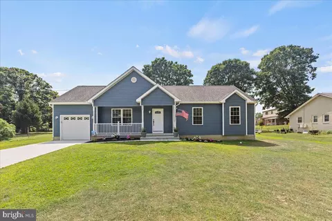 970 Cummings Ave, Blackwood, NJ 08012