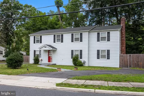 339 Lake Blvd, Lindenwold, NJ 08021