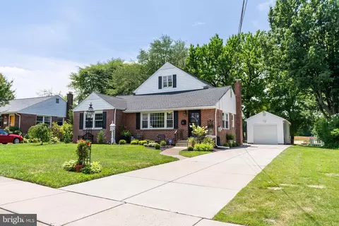 744 Cedar Ave, Haddonfield, NJ 08033