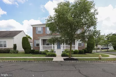 2 Hopkins St, Voorhees, NJ 08043