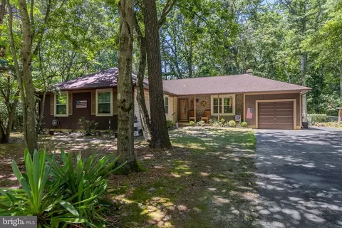 17 Driftwood Way, Gibbsboro, NJ 08026