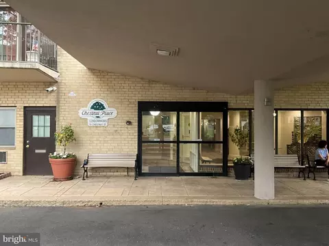 402 Chestnut St, Cherry Hill, NJ 08002