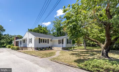 428 430 Oak Ave, West Berlin, NJ 08091