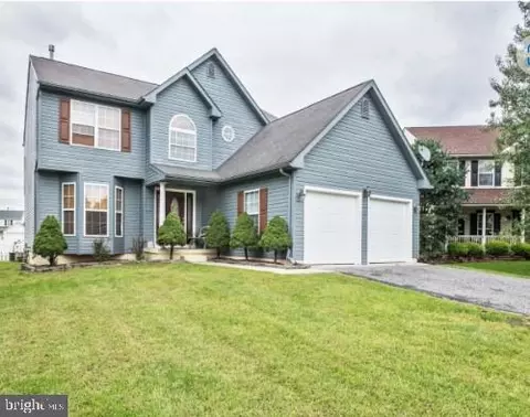 3 Meade Ct, Sicklerville, NJ 08081