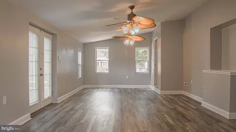 Living - 116 10th Ave, Glendora, NJ 08029 photo 3 of 7