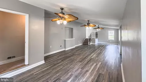 Living - 116 10th Ave, Glendora, NJ 08029 photo 5 of 7
