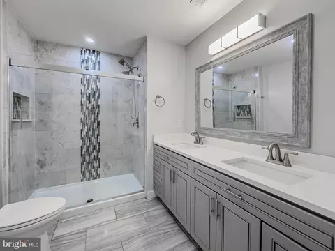 Bath - 116 10th Ave, Glendora, NJ 08029 photo 2 of 7