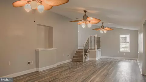 Living - 116 10th Ave, Glendora, NJ 08029 photo 4 of 7