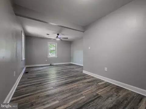 Living - 116 10th Ave, Glendora, NJ 08029 photo 7 of 7