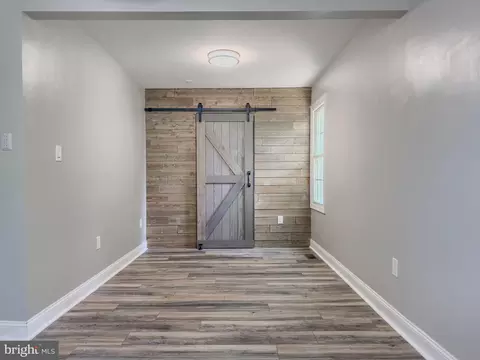 Entry Way - 116 10th Ave, Glendora, NJ 08029 photo 3 of 3