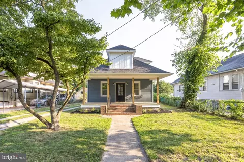 64 Blackwood Rd, Clementon, NJ 08021