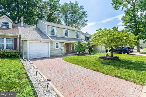 67 Wynnewood Dr, Voorhees, NJ 08043