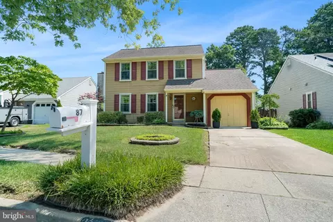 87 Oak Forest Dr, Sicklerville, NJ 08081