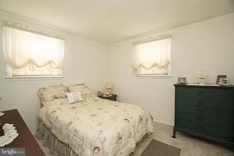 Bedroom - 41 Jefferson Dr, Clementon, NJ 08021 photo 3 of 4