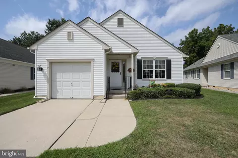 7 Glenview Way E, Gibbsboro, NJ 08026