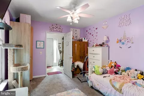 Bedroom - 89 E 9th Ave, Pine Hill, NJ 08021 photo 2 of 4