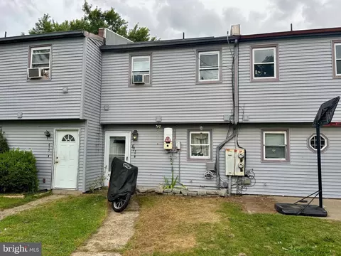 611 Tara Dr, Sicklerville, NJ 08081
