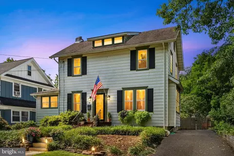 22 1st Ave, Haddon Heights, NJ 08035
