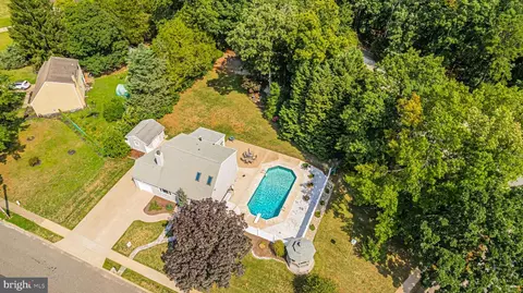 121 Pump Branch Rd, Berlin, NJ 08009