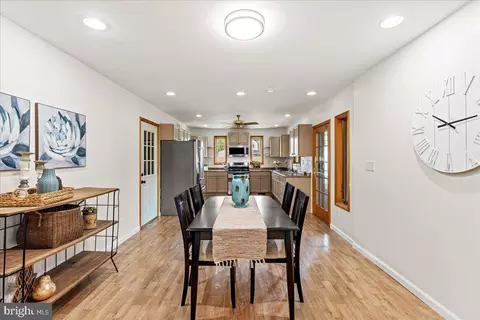 111 Evesham Rd, Runnemede, NJ 08078 photo 9