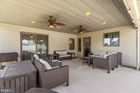 111 Evesham Rd, Runnemede, NJ 08078 photo 30