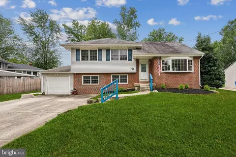 218 Sheffield Rd, Cherry Hill, NJ 08034