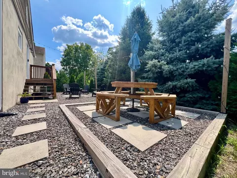 Exterior - 508 Rhoads Ave, Haddonfield, NJ 08033 photo 2 of 4
