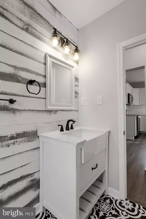 Bath - 57 Watson Blvd, Clementon, NJ 08021 photo 2 of 2