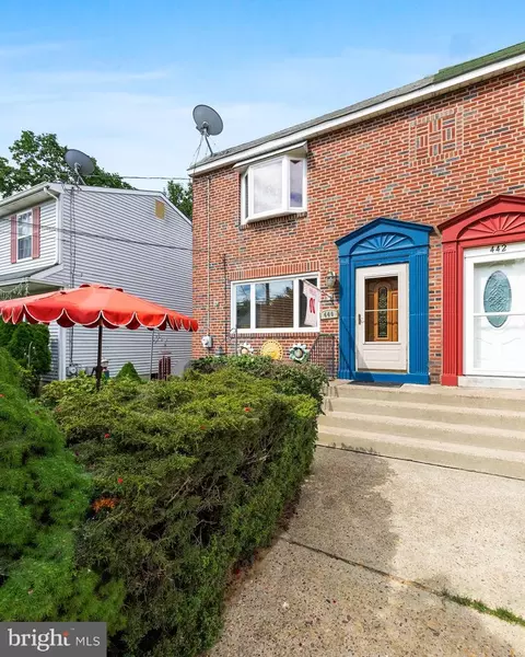 440 Center St, Collingswood, NJ 08108