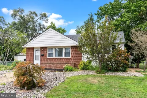 201 Madison Ave, Barrington, NJ 08007