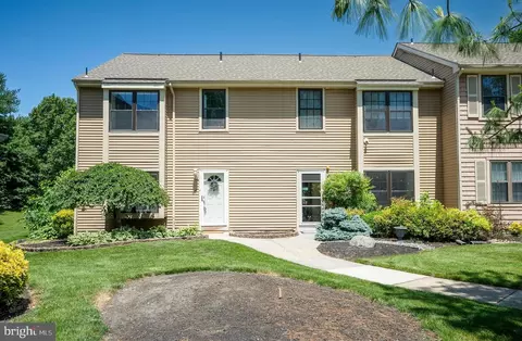 821 Kings Croft, Cherry Hill, NJ 08034