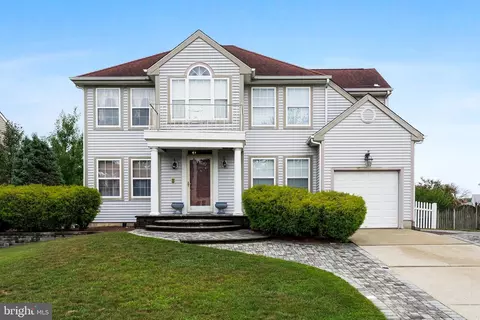 20 Wilson Dr, Sicklerville, NJ 08081