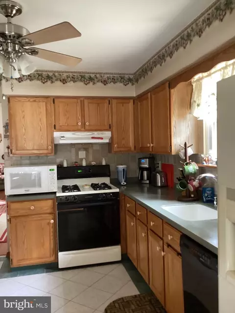 2 Vail Rd, Erial, NJ 08081 photo 13