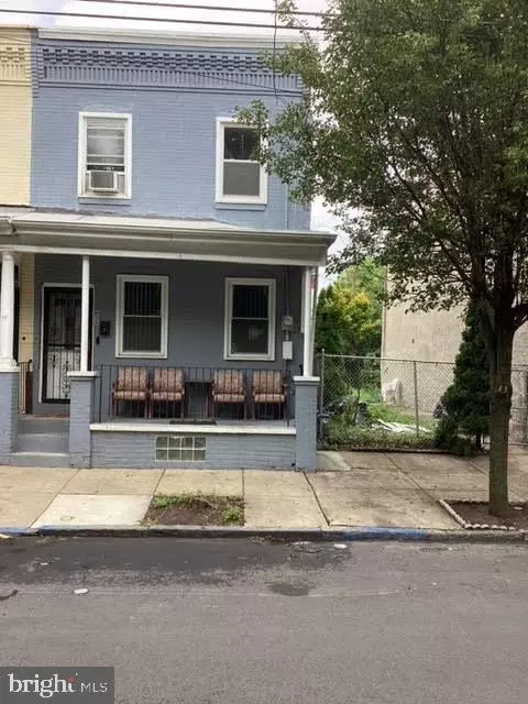 635 Walnut St, Camden, NJ 08103