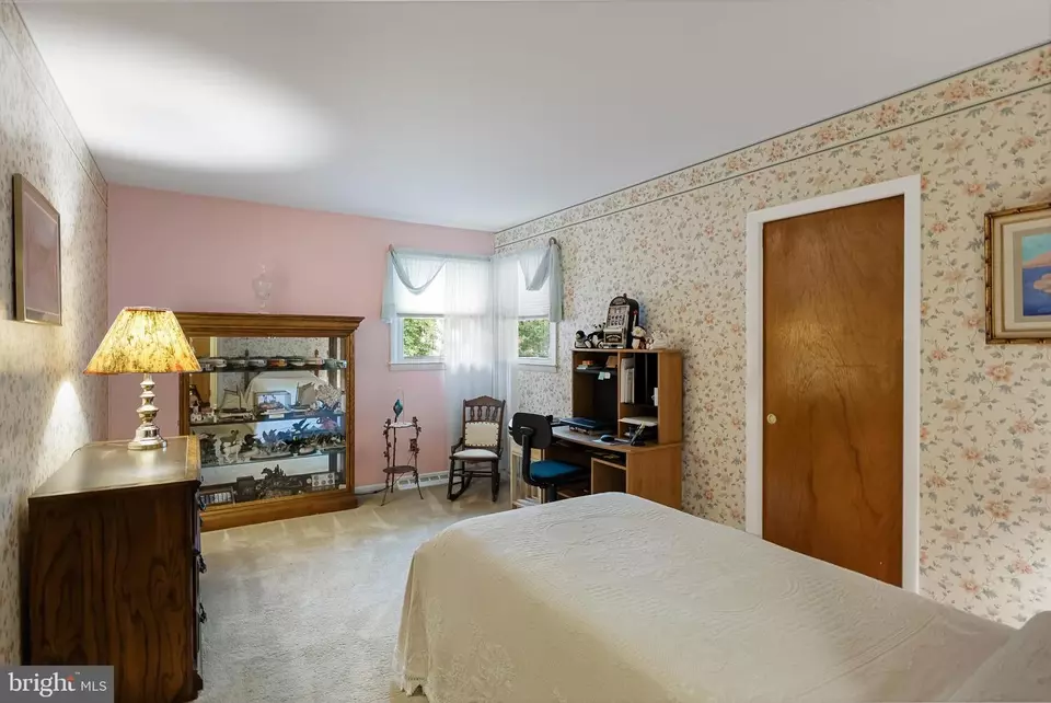 Bedroom - 6916 Collins Ave, Pennsauken, NJ 08109 photo 3 of 4