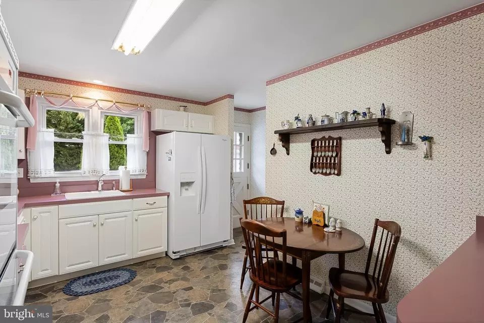 Kitchen - 6916 Collins Ave, Pennsauken, NJ 08109 photo 1 of 4