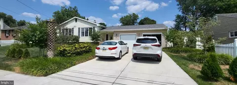 852 Rambler Ave, Runnemede, NJ 08078