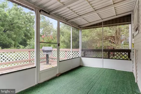 Exterior - 26 State Ave, Lindenwold, NJ 08021 photo 5 of 9