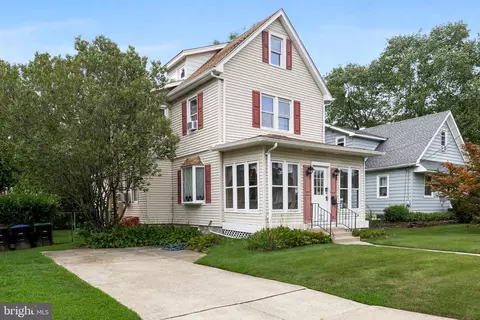 Exterior - 26 State Ave, Lindenwold, NJ 08021 photo 2 of 9