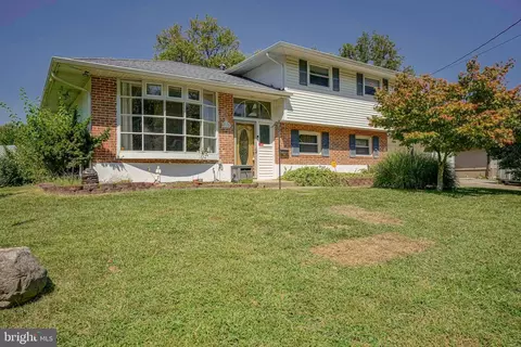 313 Downing Rd, Somerdale, NJ 08083