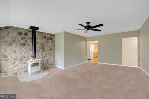 Living - 64 Jackson Rd, Berlin, NJ 08009 photo 2 of 3
