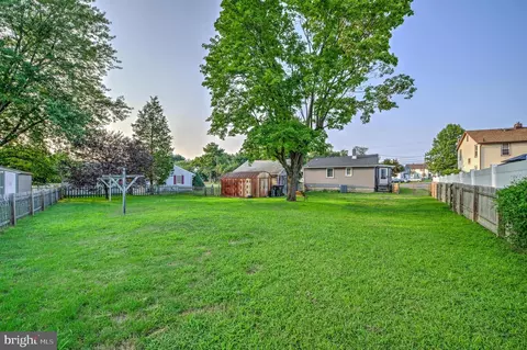 Exterior - 64 Jackson Rd, Berlin, NJ 08009 photo 3 of 4