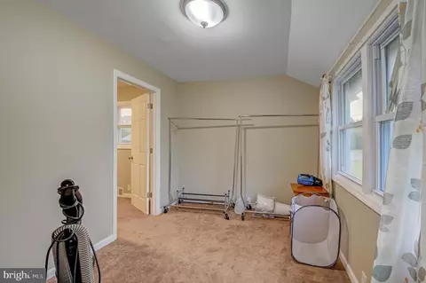 Entry Way - 64 Jackson Rd, Berlin, NJ 08009 photo 5 of 6