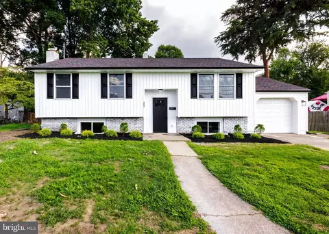 303 Booth Dr, Bellmawr, NJ 08031