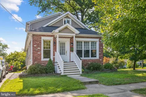 712 Lees Ave, Collingswood, NJ 08108