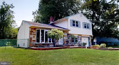 1 Surrey Rd, Voorhees, NJ 08043