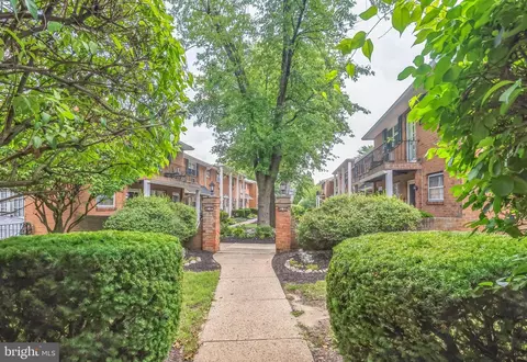 340 Woodlawn Ter #H-1, Collingswood, NJ 08108