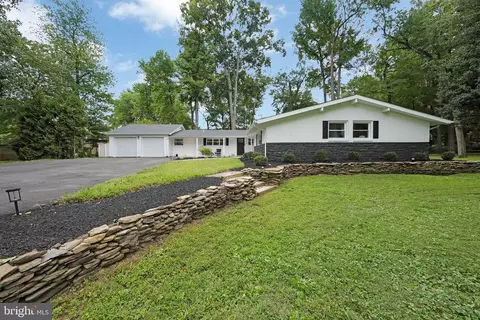 304 Cherry Hill Blvd, Cherry Hill, NJ 08002
